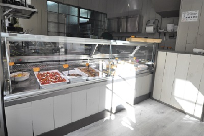 Person interested to work in the national holidays, nov 3 & 4