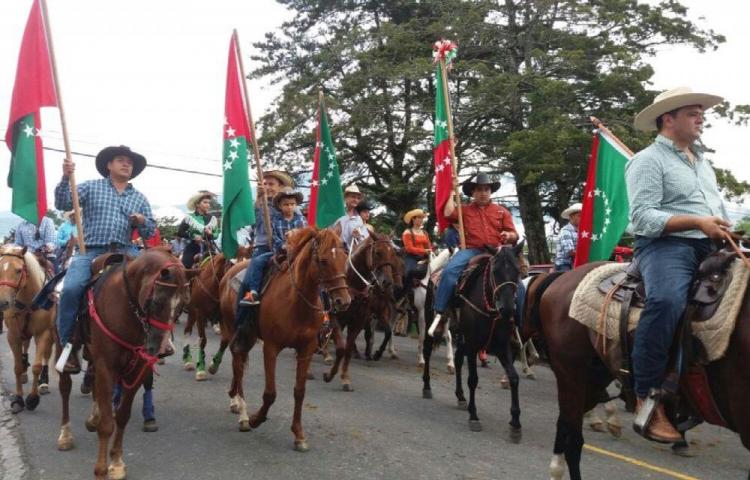 Horse riding in Paso Ancho for this November 3