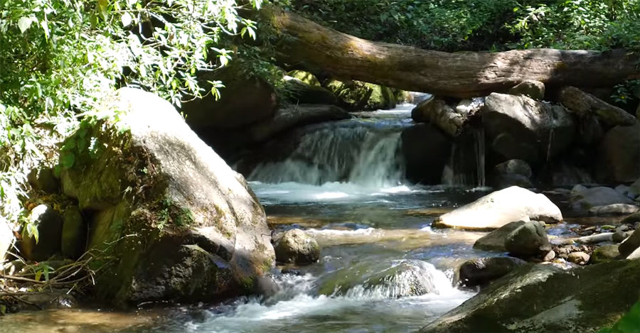 Los Pozos Termales de Volcán Chiriquí en Silla Pando
